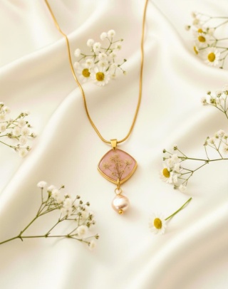 Ręcznie robiony komplet biżuterii z prawdziwymi kwiatami dzikiej marchwi