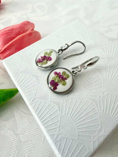 kolczyki z kwiatami smagliczki i cyrkonią handmade